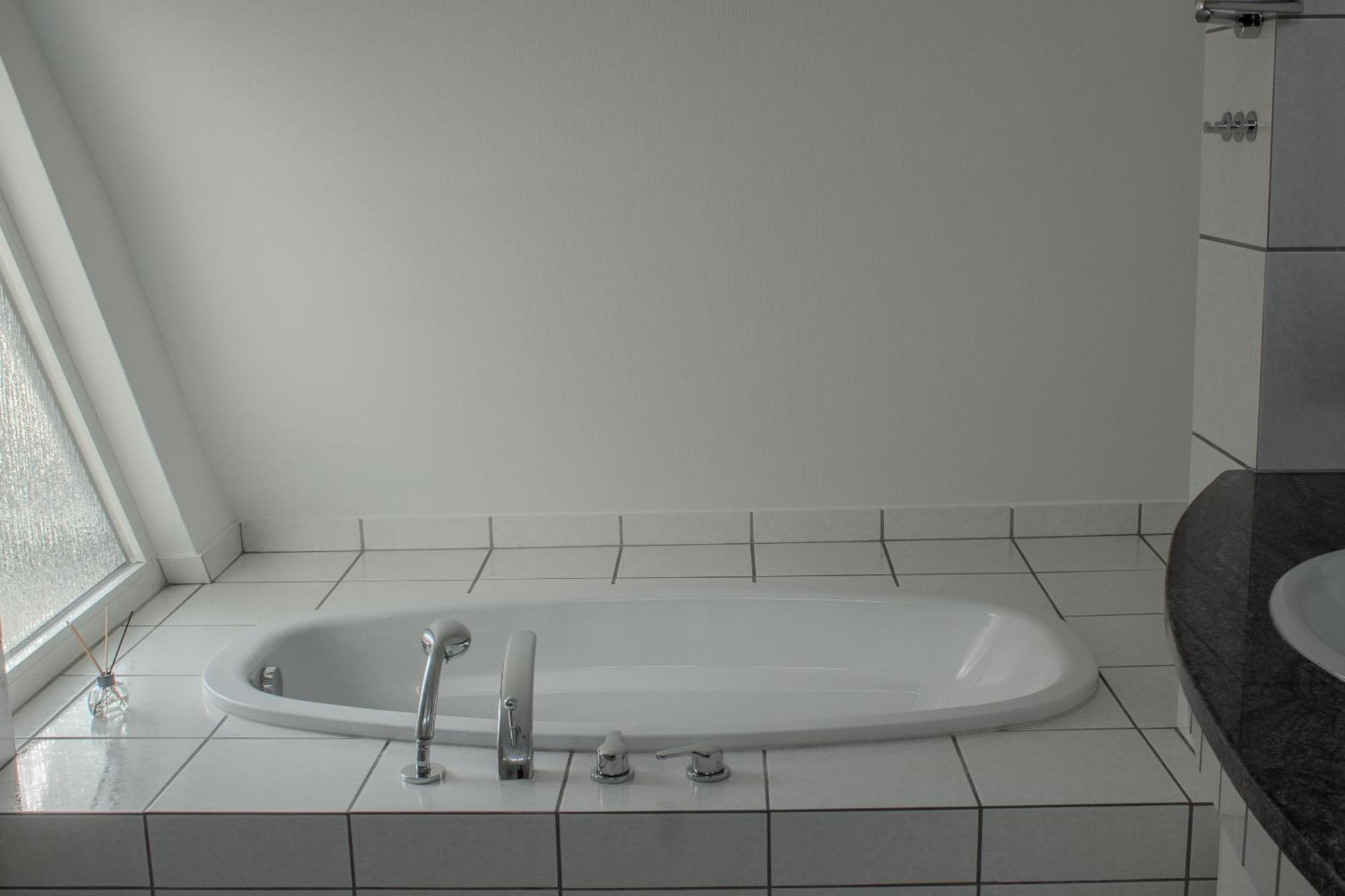 Apartment Penthouse-maisonette - Center, Highspeed Internet, Garage *